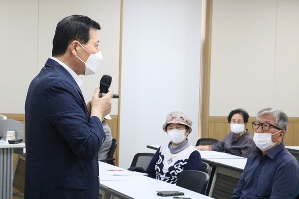 1018 411d3ed5fb091a9437d571860a1ff60e.jpg