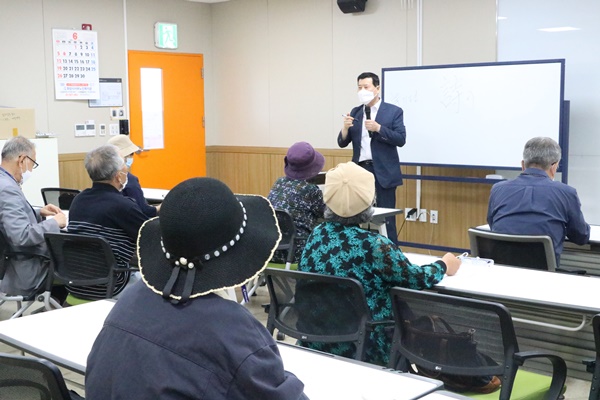 1017 7e5145487d7578bd4f264777bd84638b.jpg