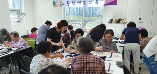 %EC%B9%9C%ED%99%98%EA%B2%BD%EC%9E%A5%EB%B0%94%EA%B5%AC%EB%8B%882.jpg 339c26c7-69a9-4fd2-a7ee-048057489648.jpg